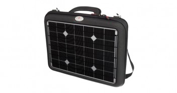 Gadget solar pentru încărcare laptop cu celule fotovoltaice