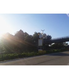 Tracker solar cu structura din profile cu un ax, instalatii solare fotovoltaice tracker, sisteme solare fotovoltaice