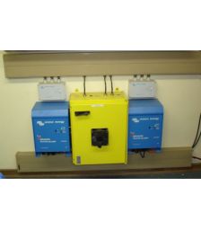 Invertor solar fotovoltaic Victron Quattro 24V 3000W 70-50-30