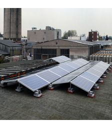 Sistem de montaj pentru 6 panouri solare de 1.5kW putere instalata pentru acoperis plan