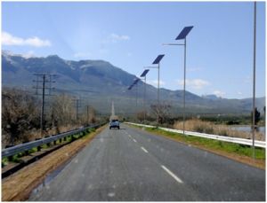 Stalpi fotovoltaici de iluminat solar