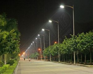 Stalpi stradali de iluminat cu LED-uri LED-7M