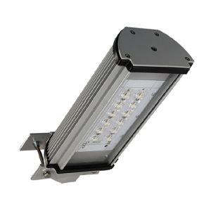 Proiector stradal Titan cu 12 LED-uri Osram, 30W – 45W pret ieftin