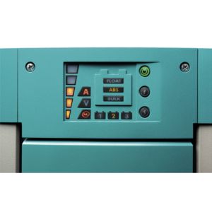 Regulatoare de priza baterii solare pentru sisteme maritime MasterVolt 230V-24V-30A