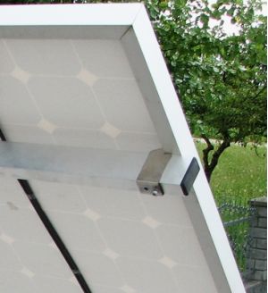 Tracker solar cu structura din profile cu un ax, instalatii solare fotovoltaice tracker, sisteme solare fotovoltaice